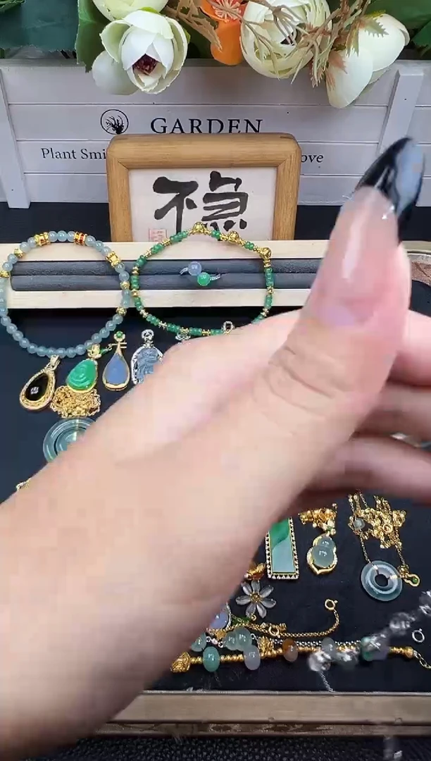 吊坠(不含链)18K金镶嵌翡翠勿拍