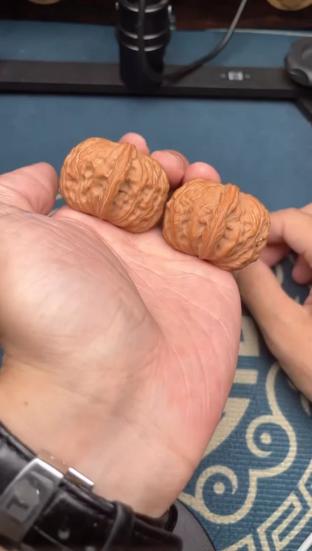 文玩核桃吊坠磨盘全品40