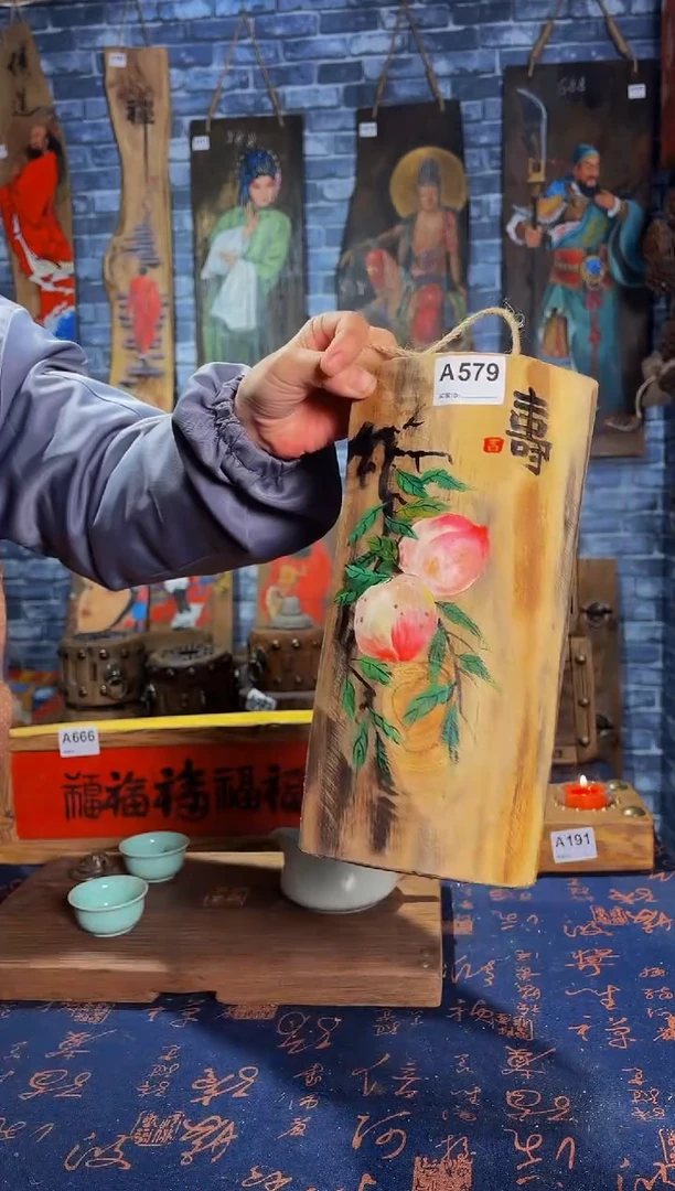 风化老门板丙烯画