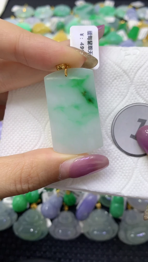 颈饰未镶嵌翡翠天然缅甸翡翠A货