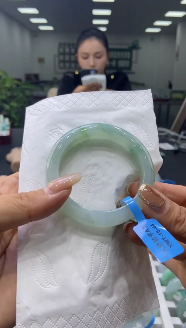 未镶嵌手镯翡翠0002797