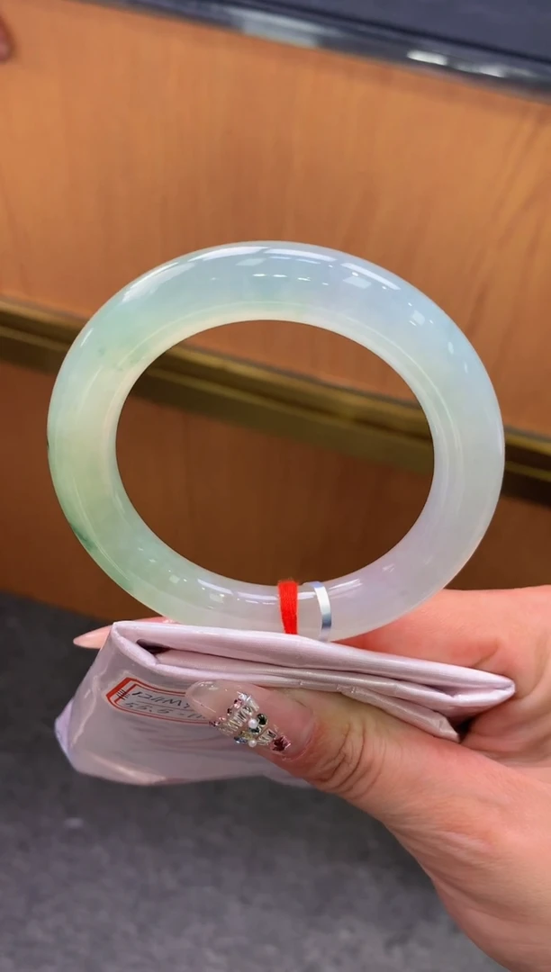 未镶嵌手镯翡翠-F114-圆条56-全款8万-定金2万