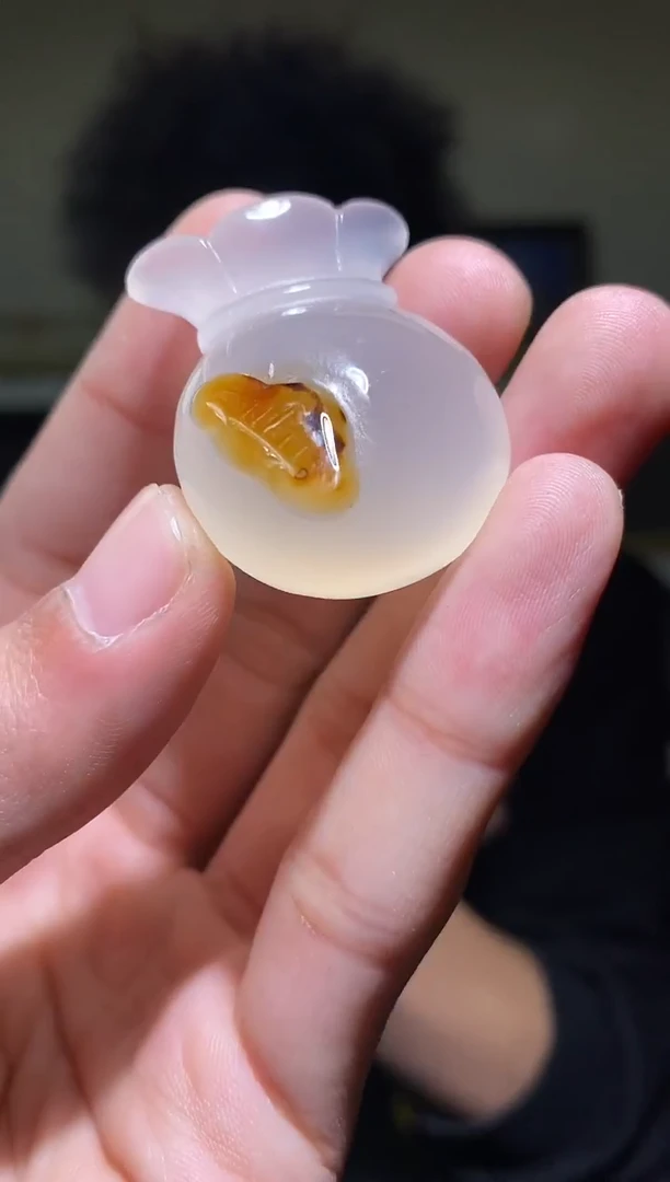 未镶嵌玛瑙/玉髓珠宝奇石0