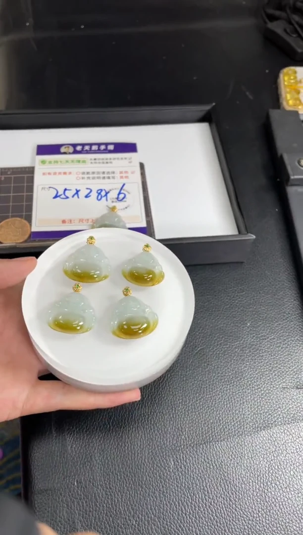【闪购商品】翡翠挂件18K金镶嵌佛公FL26配绳/多样性发其一CP