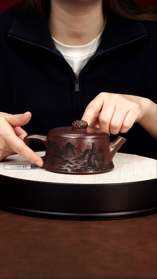 茶壶紫砂龙山古乌泥松鼠柱础 郭玮