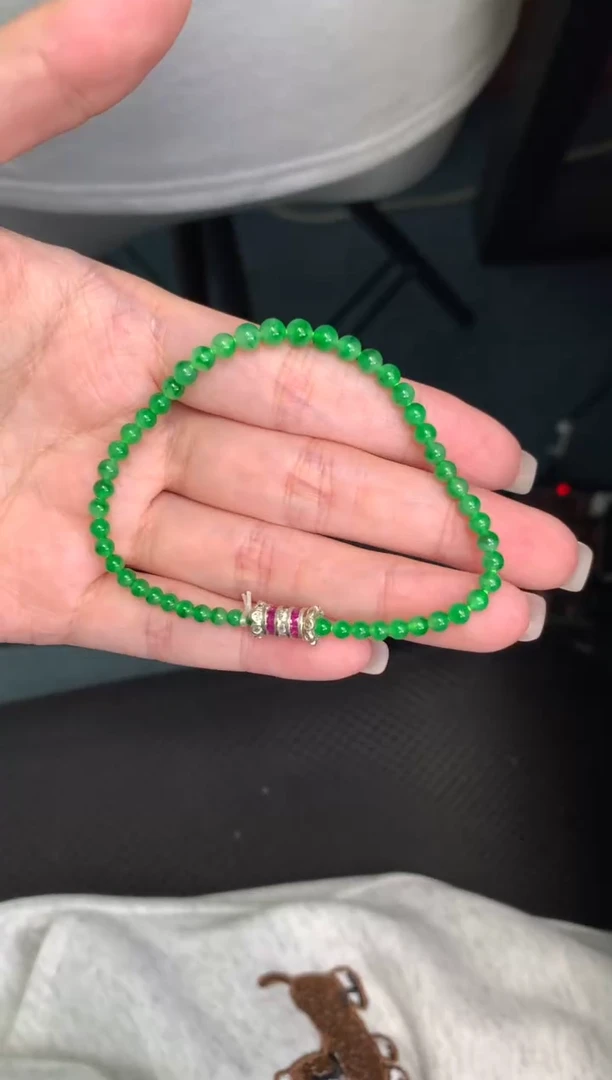 未镶嵌定制翡翠48小时鉴赏期 退货不扣服务费