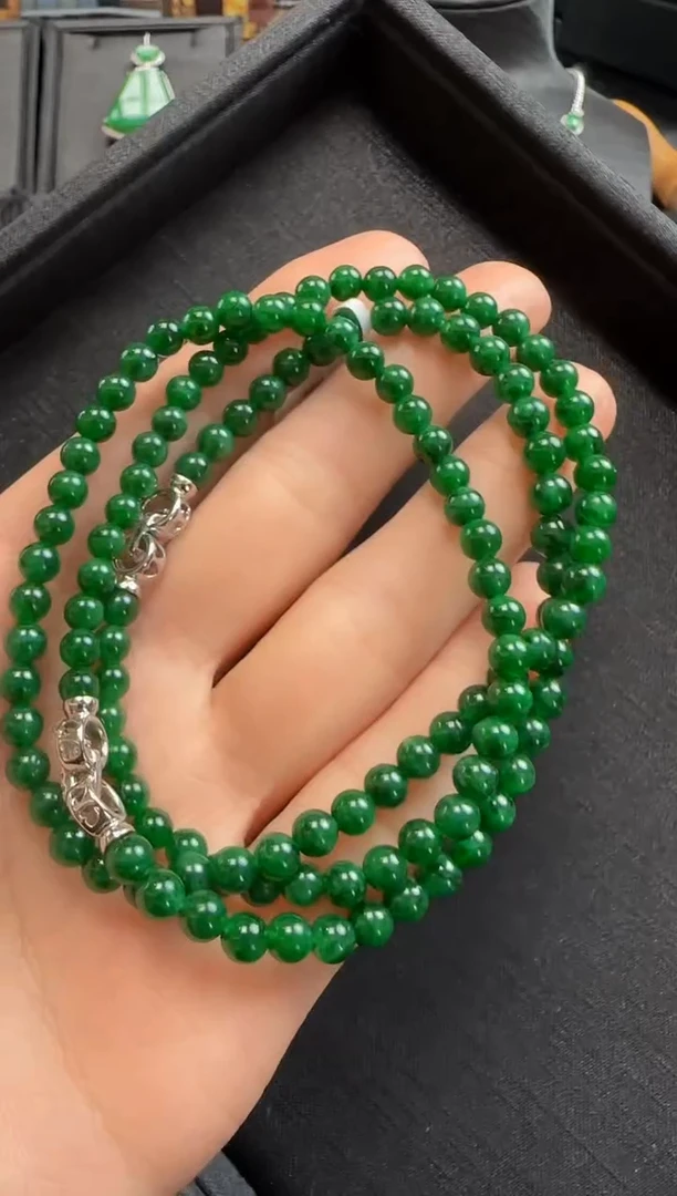 【闪购商品】翡翠颈饰18K金镶嵌632玉珠一条