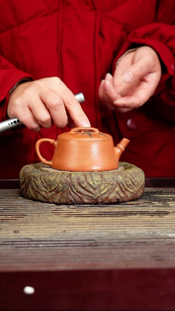 宜兴原矿紫砂壶茶壶宜兴原矿紫砂壶茶壶100C