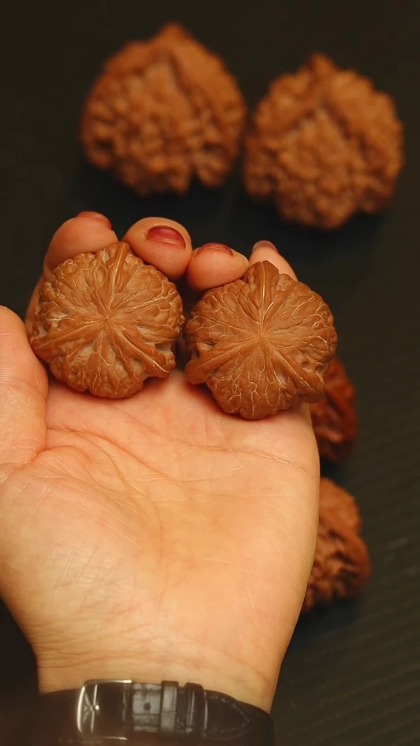 吊坠文玩核桃铁锤妹妹40+