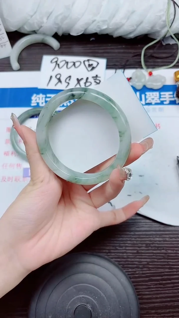 石英质玉手镯未镶嵌A119-62.63