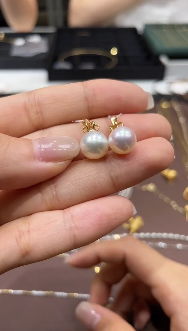 18K金镶嵌海水珍珠吊坠TA0719-1148-702