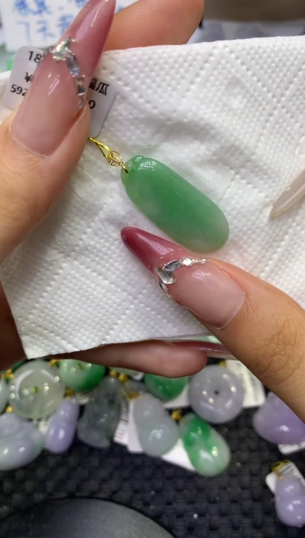 颈饰18K金镶嵌翡翠天然缅甸A货翡翠