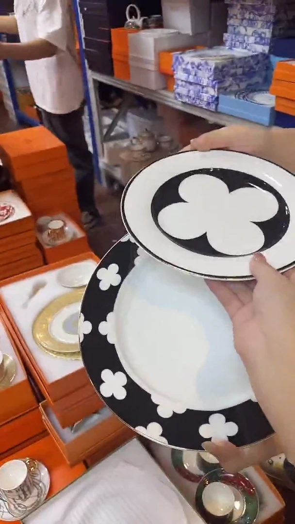 杯鸿辉家品牌瓷器，京东包邮！