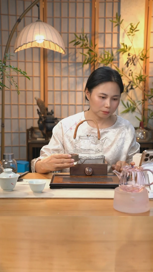 藤编水立方+胡桃木电陶炉+两只木环杯
