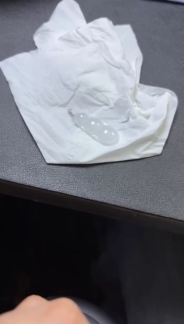 18K金镶嵌挂件翡翠z*j发一件豆子CH140