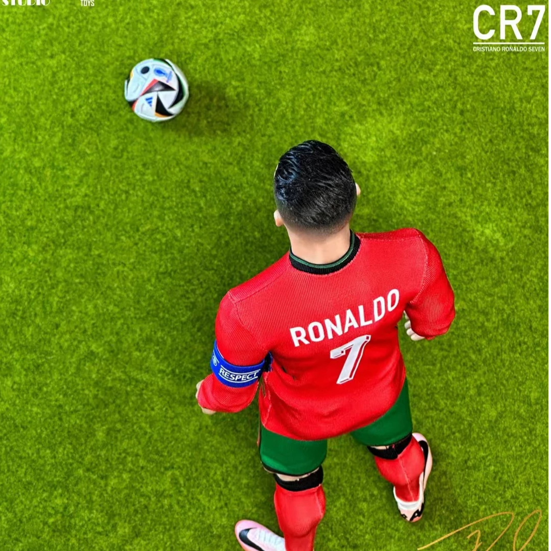 icnos签名球衣盒子（代拆）