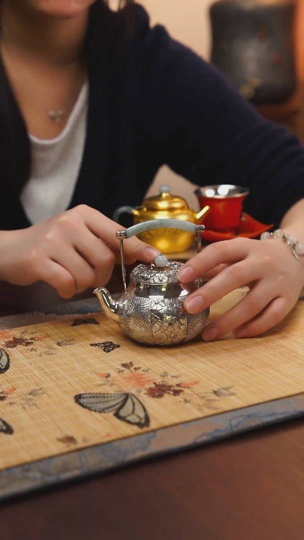 古悦足银提梁泡茶