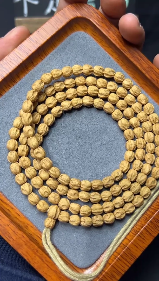 吊坠柏香籽/百香籽窟