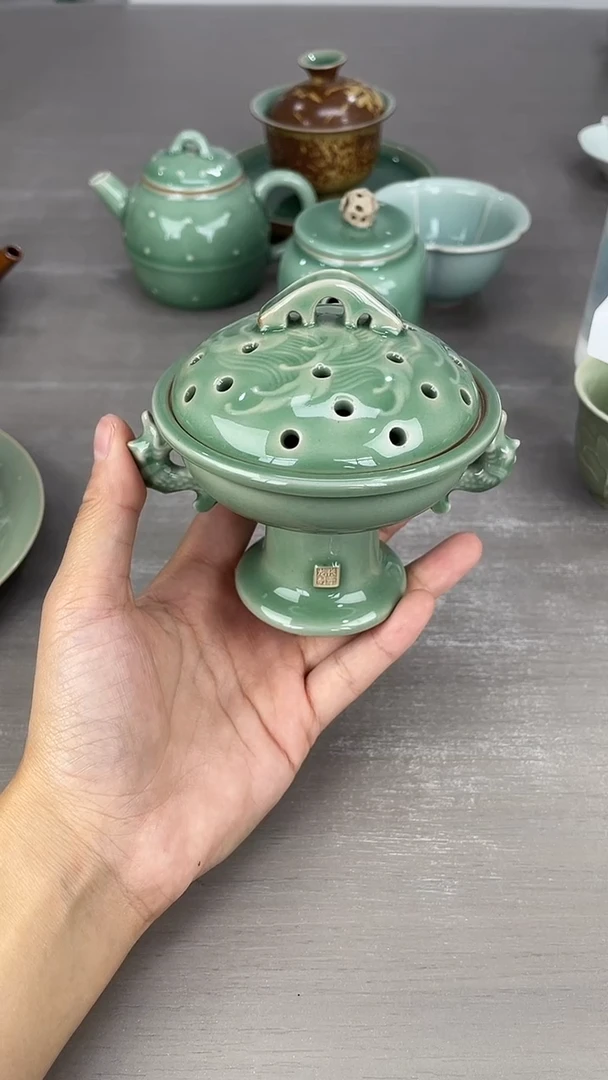 青瓷仓储福利清仓微瑕