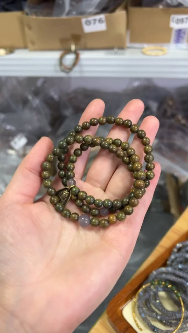 【闪购商品】维腊木（绿檀）手串未镶嵌绿檀木扎基款多圈手链[060]