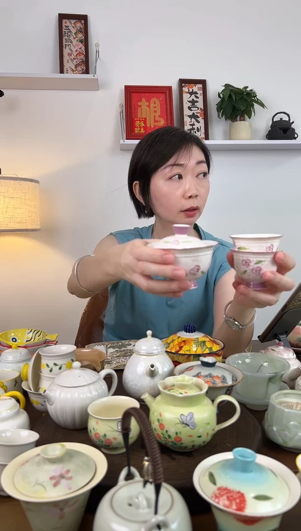 景德镇陶瓷粉色盖碗