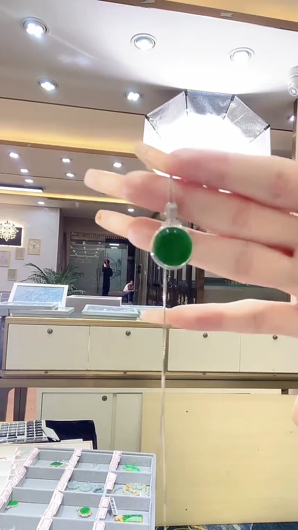 翡翠18K金镶嵌吊坠(不含链)cyx60091