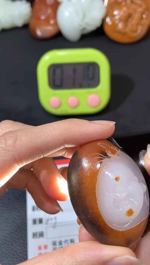 未镶嵌和田玉挂件黎****，和田玉