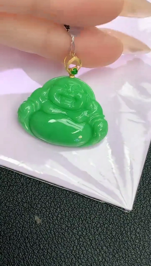 颈饰18K金镶嵌翡翠赠礼盒证书 麦麦