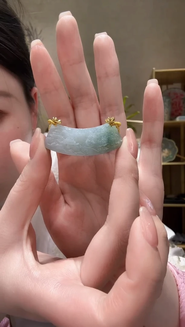 【闪购商品】翡翠颈饰未镶嵌吊坠