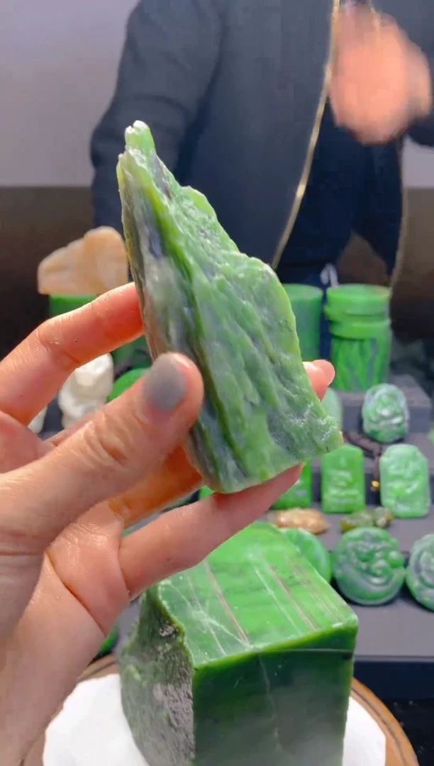 未镶嵌和田玉珠宝半成品1