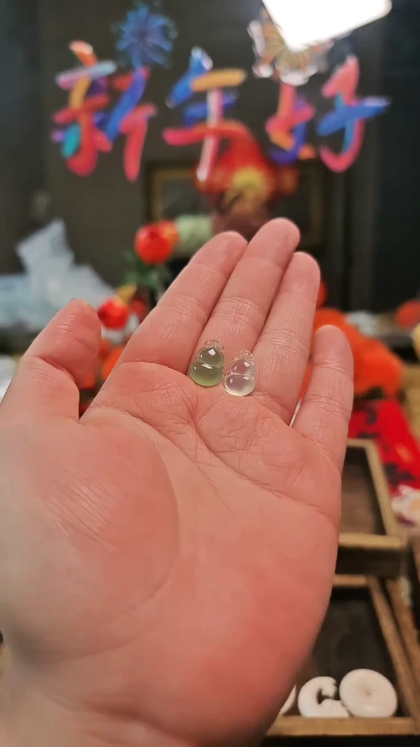 【闪购商品】蛇纹石玉颈饰合金吊坠打包