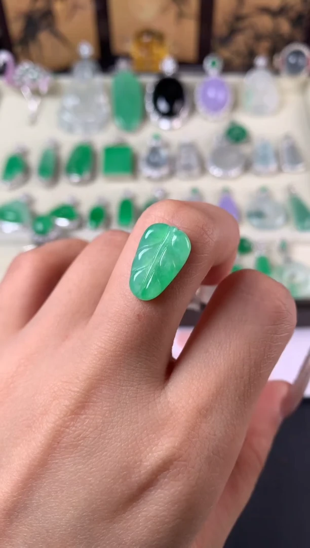 未镶嵌定制翡翠裸石（镶嵌定制）