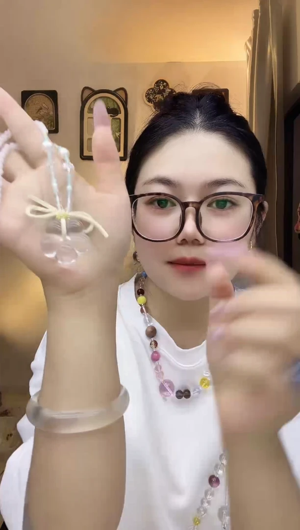 拾间原创设计穿搭必备.