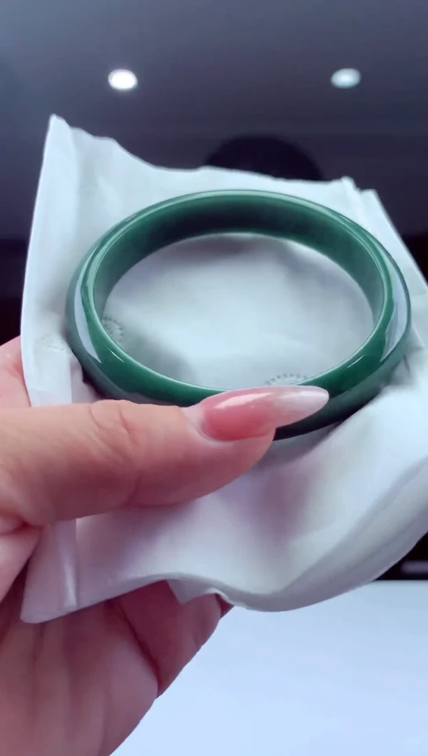 翡翠未镶嵌颈饰天然翡翠（拍一发一）