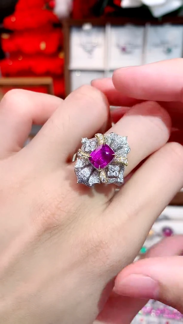 戒指彩色蓝宝石18K金镶嵌3.01ct/天然宝石/七天无理由