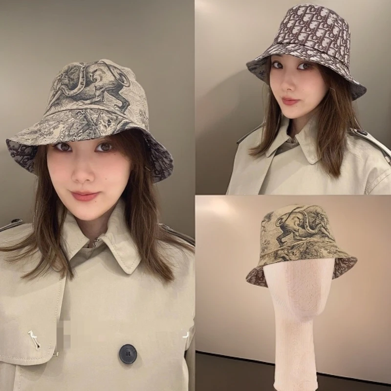 全新未使用 DIOR/迪奥 女士时尚复古动物园老花卡其色老花渔夫帽