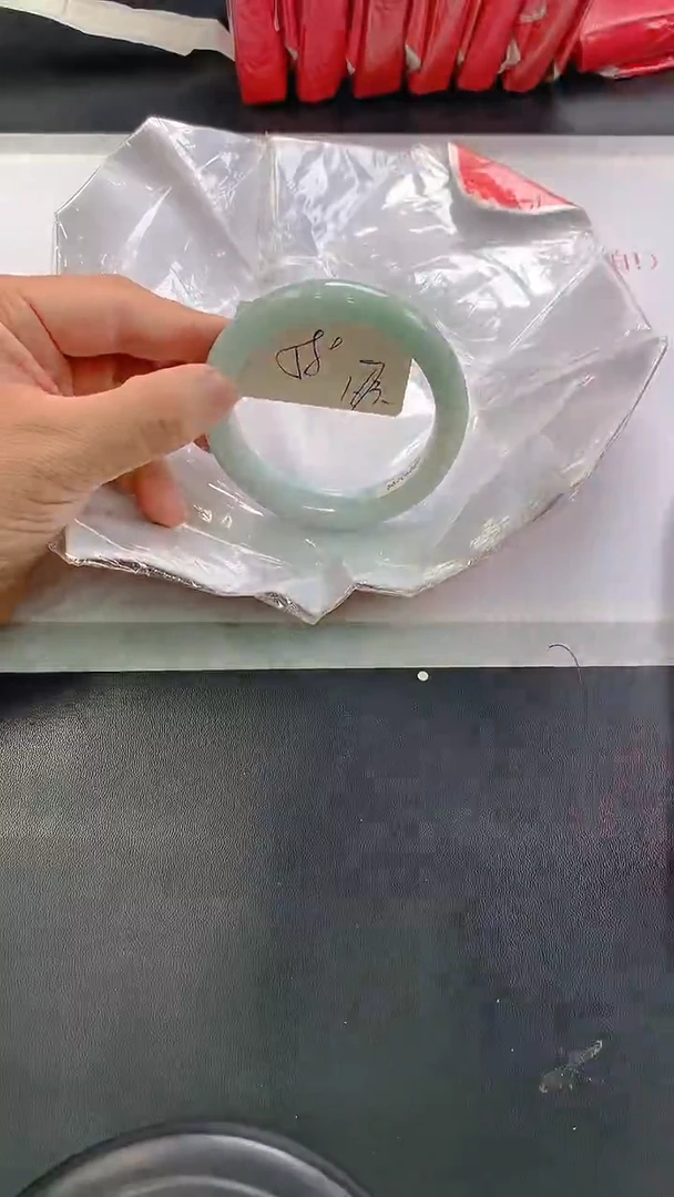 未镶嵌手镯翡翠173