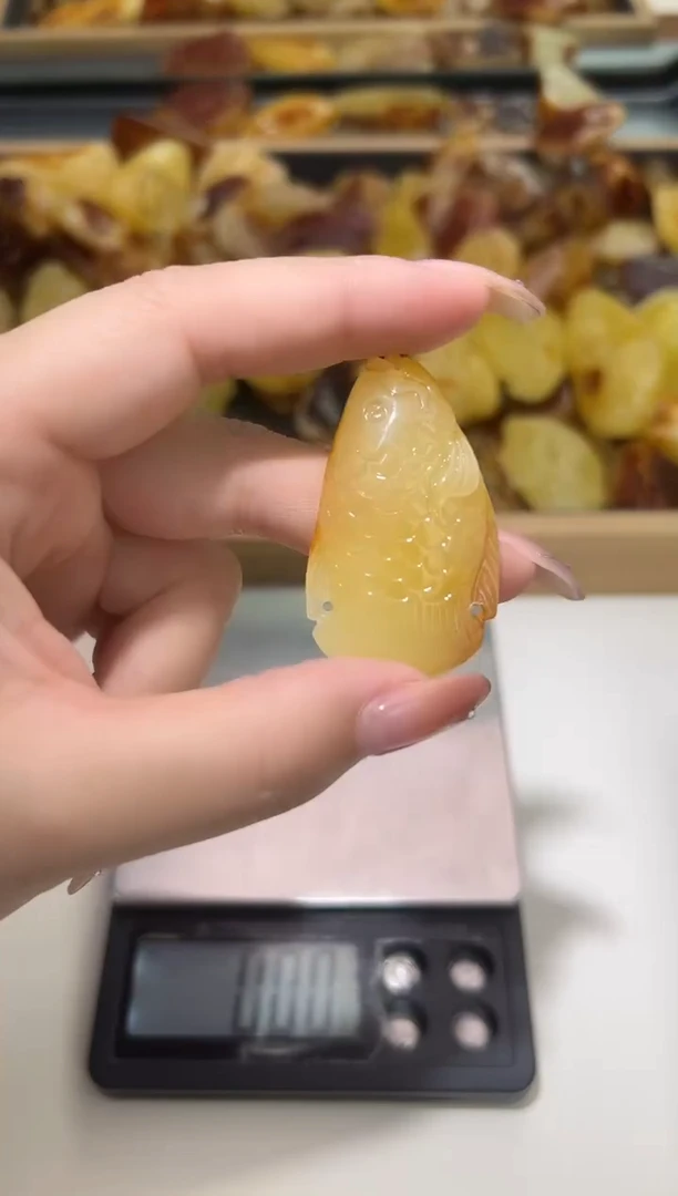 裸石琥珀未镶嵌琥珀蜜蜡吊坠