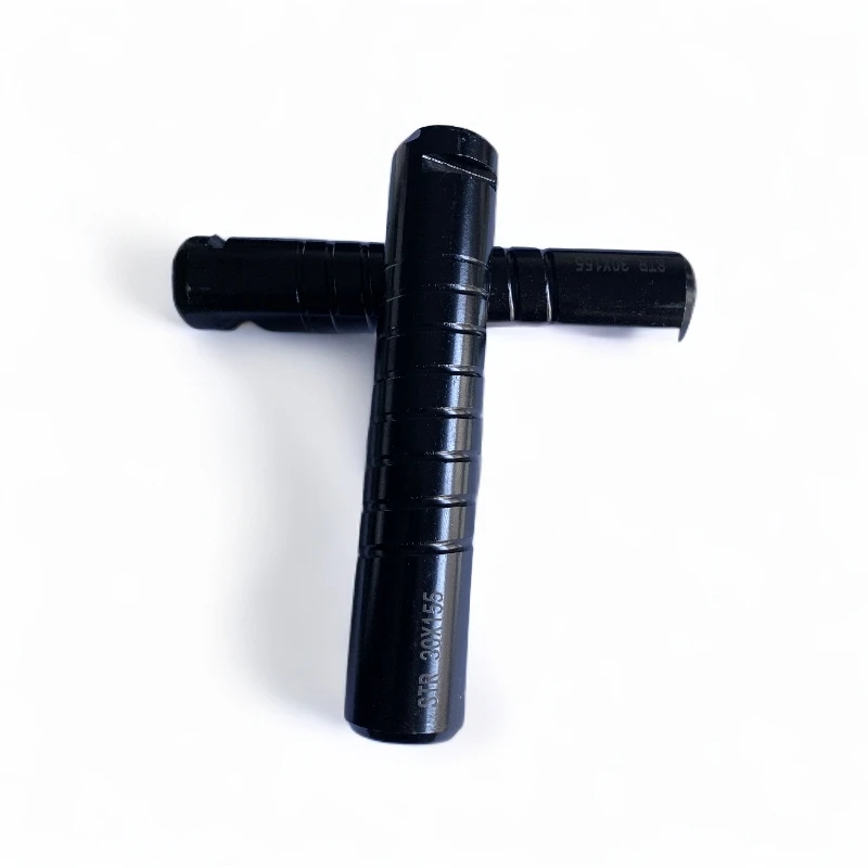 斯太尔 前钢板销  30*155长