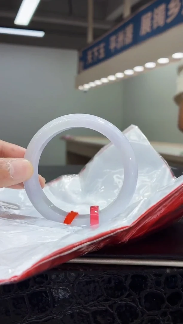 未镶嵌手镯翡翠7