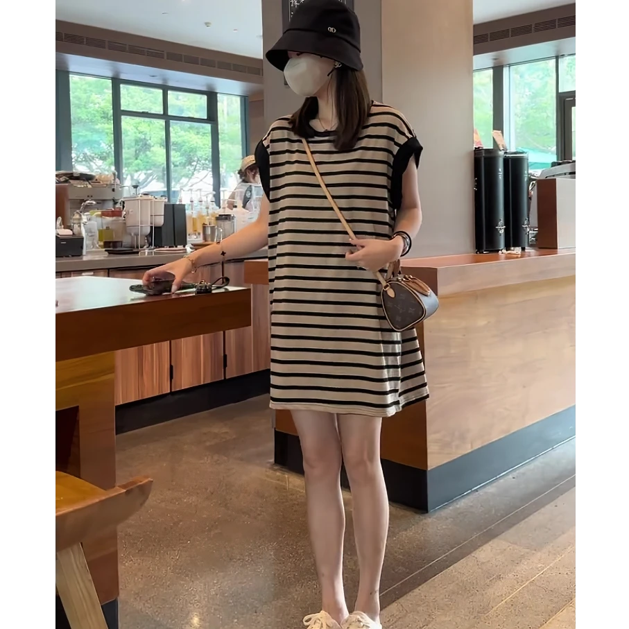 2025年夏季新款复古休闲小众短袖T恤裙女气质显瘦条纹背心中长款