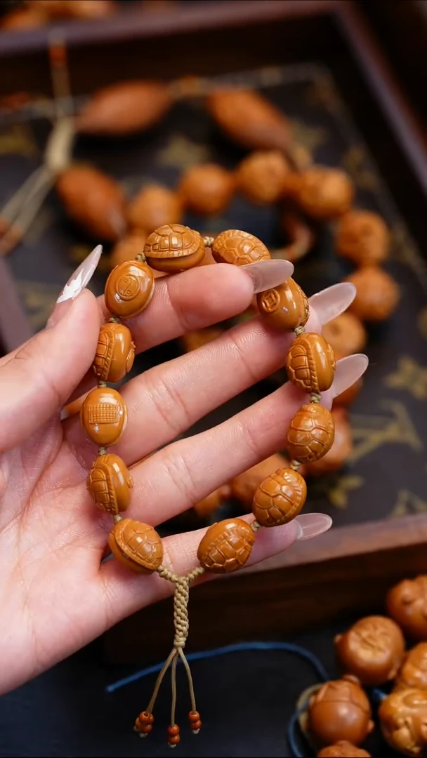 【闪购商品】橄榄核吊坠苏工橄榄核