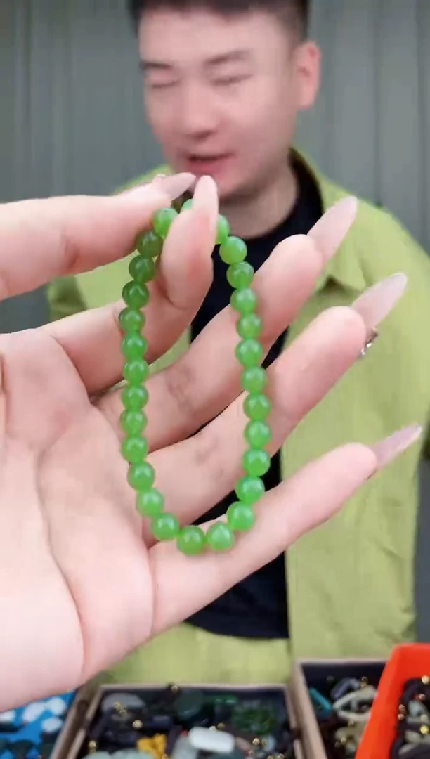 和田玉未镶嵌挂件拍一发一，多样性发货！