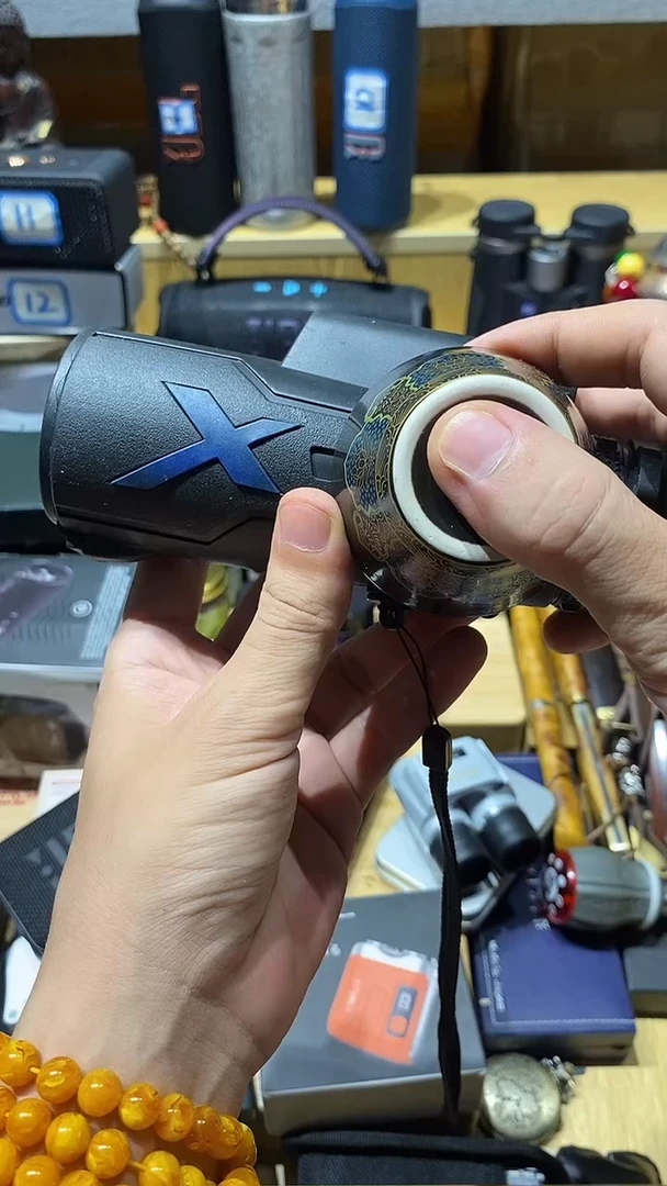 瓷片闪购商品 如图所示