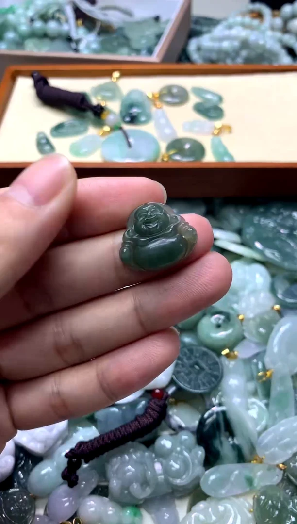 吊坠(不含链)未镶嵌翡翠1