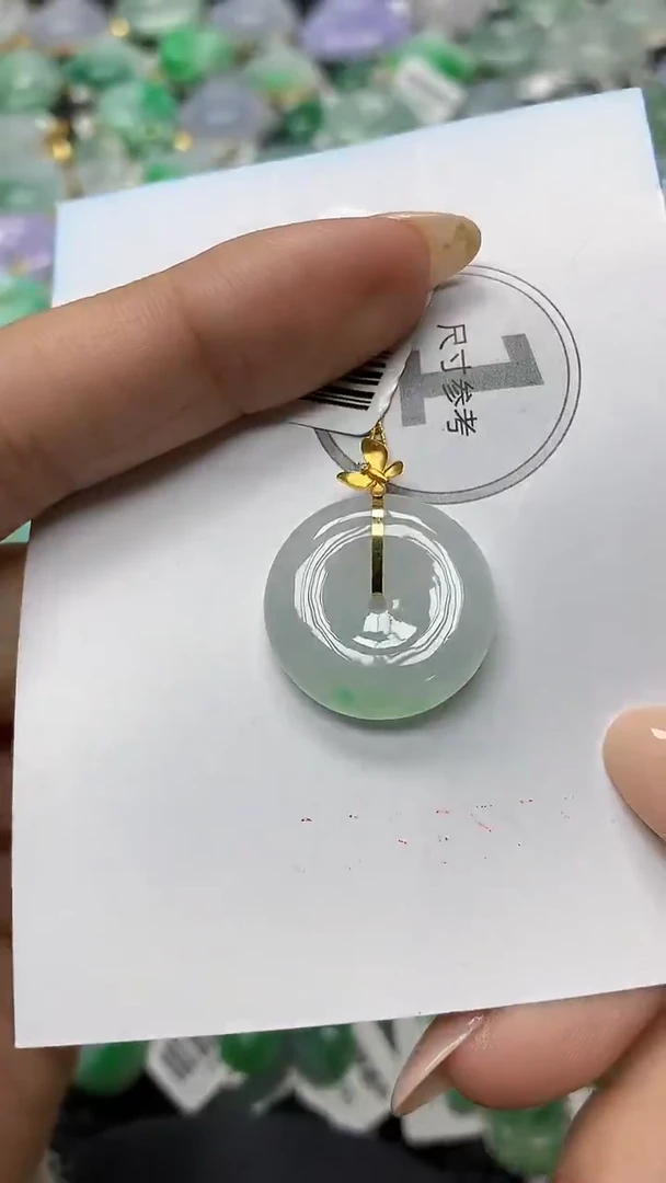 颈饰18K金镶嵌翡翠11111111111