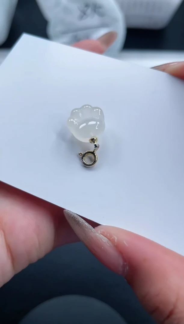 【闪购商品】石英质玉颈饰未镶嵌 猫爪 多样性发货拍一发一