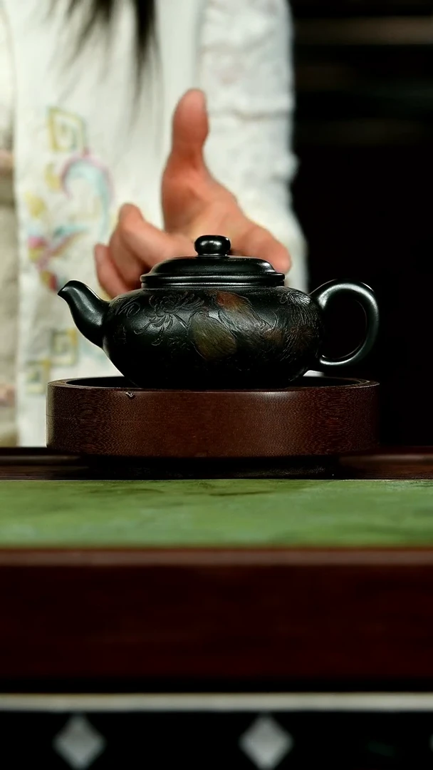 茶壶紫砂n38扁辰石黄*戴静波