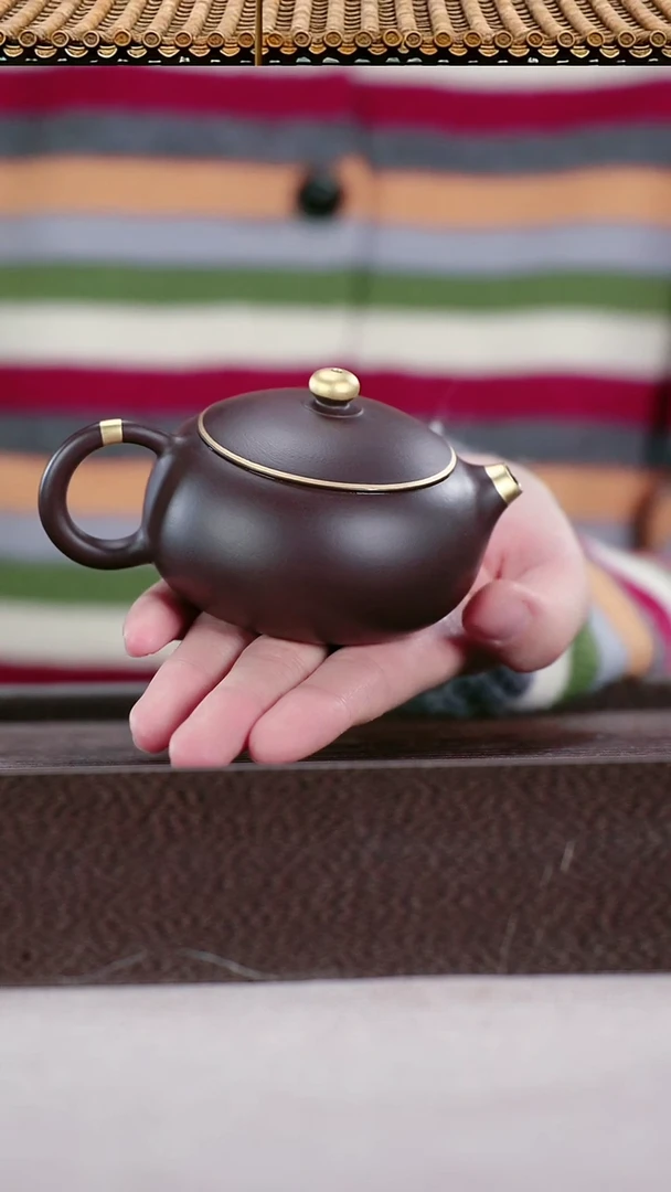 茶壶紫砂描金扁西施描金扁西施