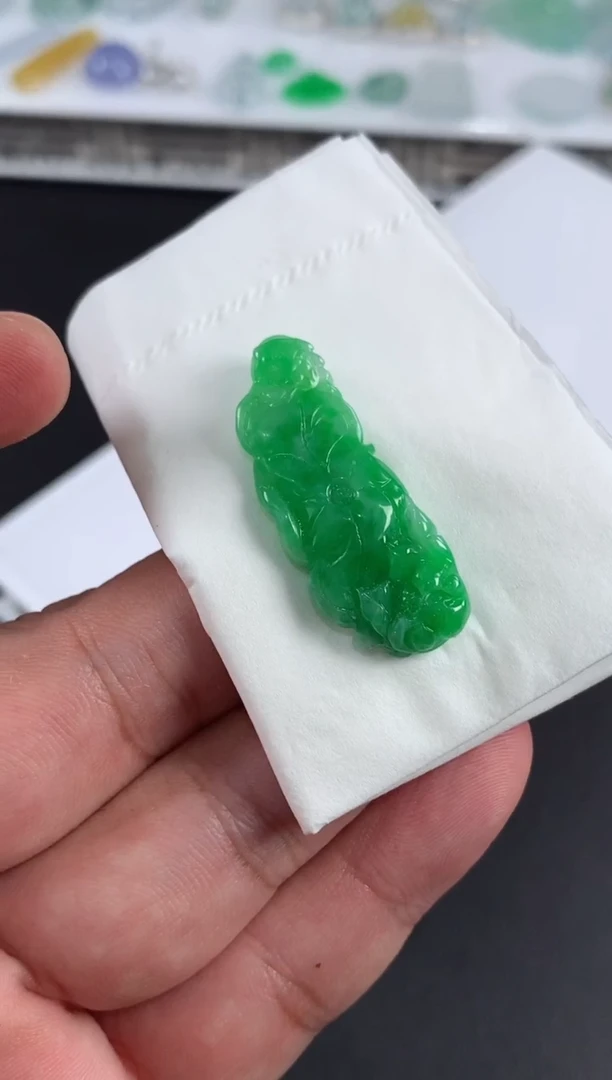 未镶嵌定制翡翠周*翡翠